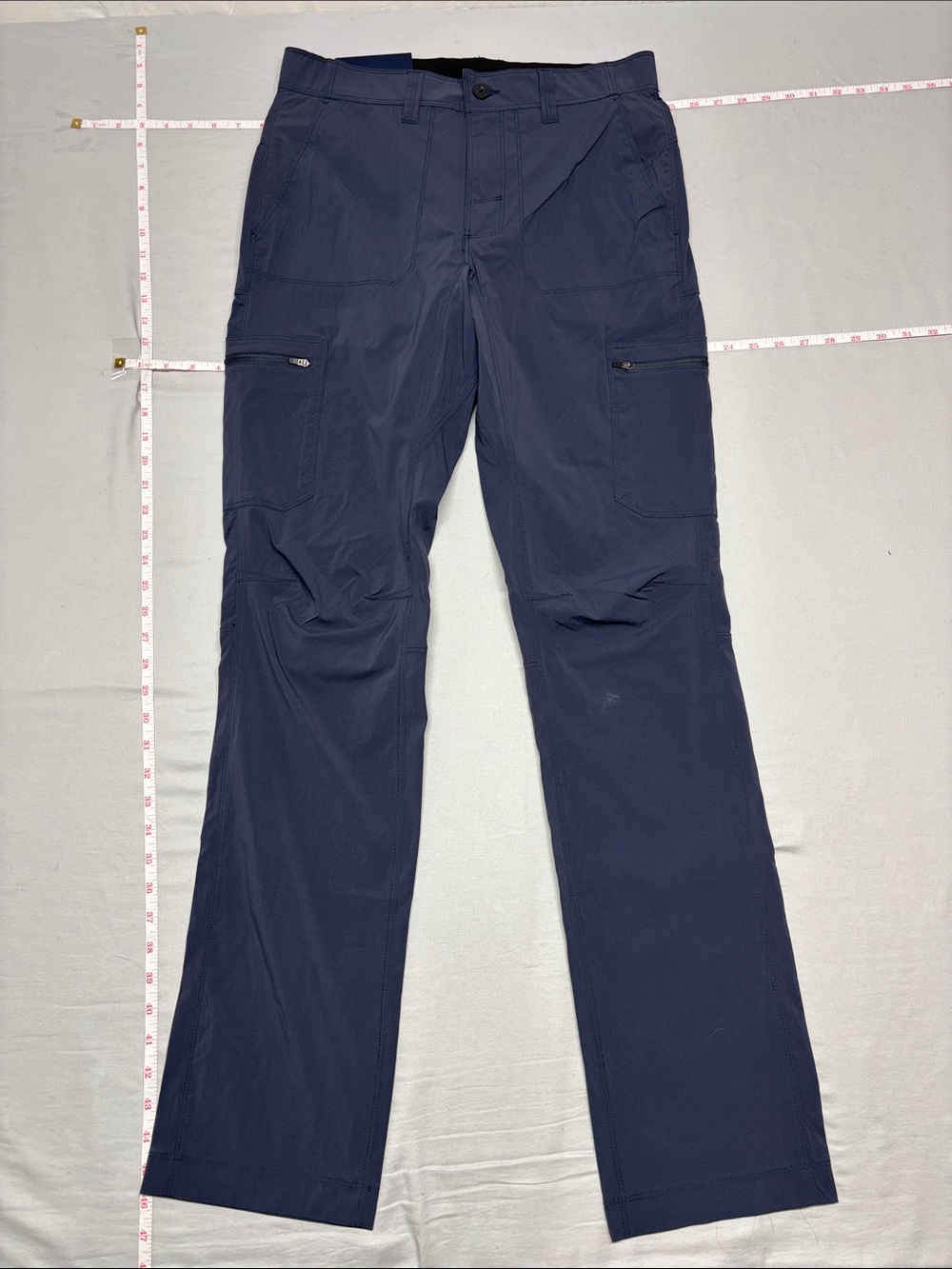Tilley Men's Navy straight leg trek pant 117